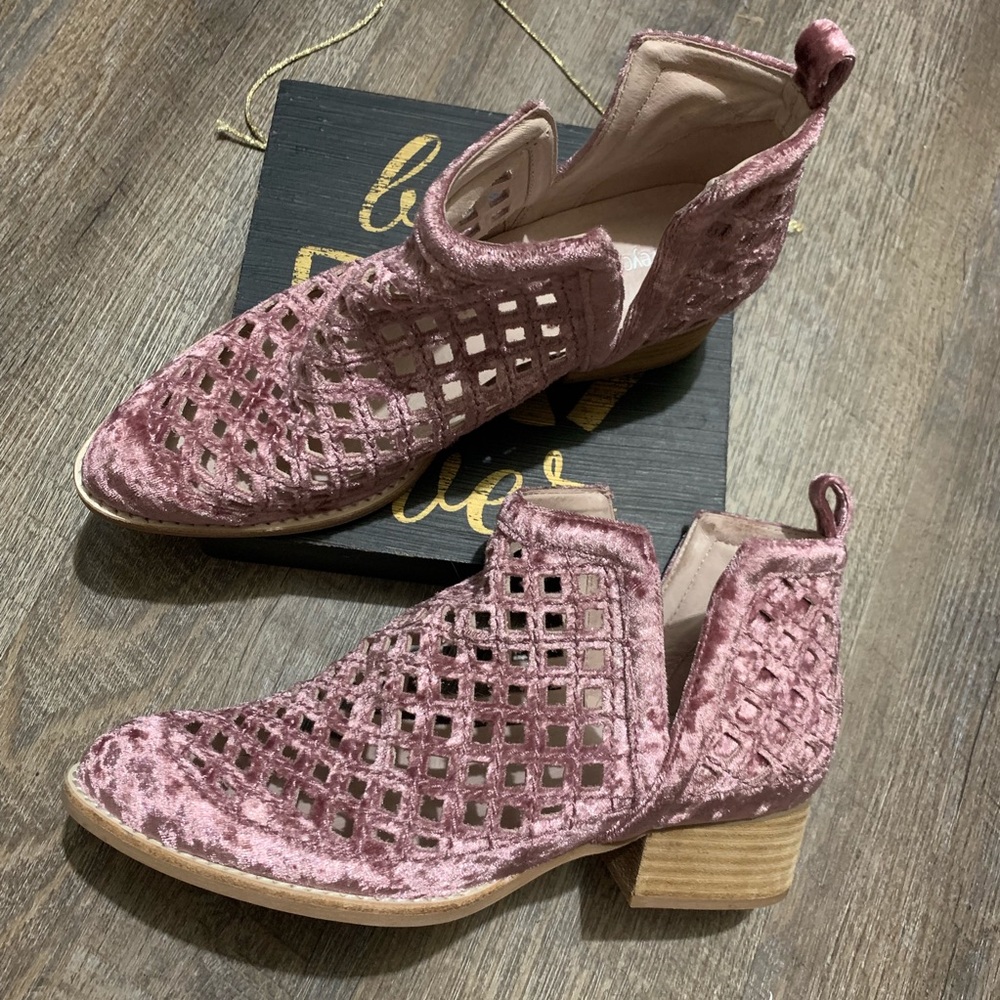 Jeffrey  Campbell boots size 7